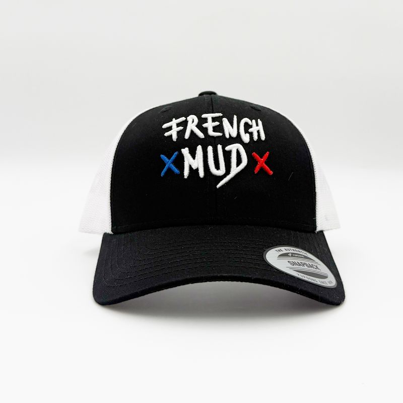 Casquette lettrage 3D black and white